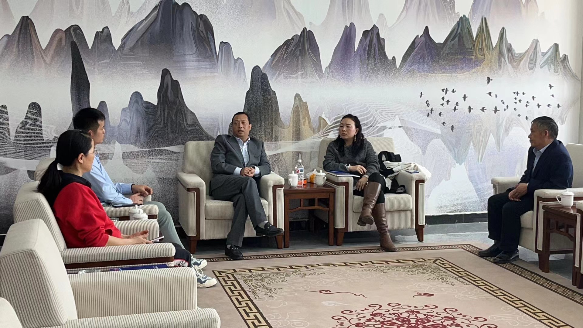 歡迎中鋁物資采購(gòu)部領(lǐng)導(dǎo)來(lái)我司考察工作 歡迎中鋁物資采購(gòu)部領(lǐng)導(dǎo)來(lái)我司考察工作